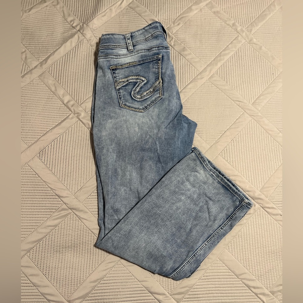 Plus suki slim boot silver jean